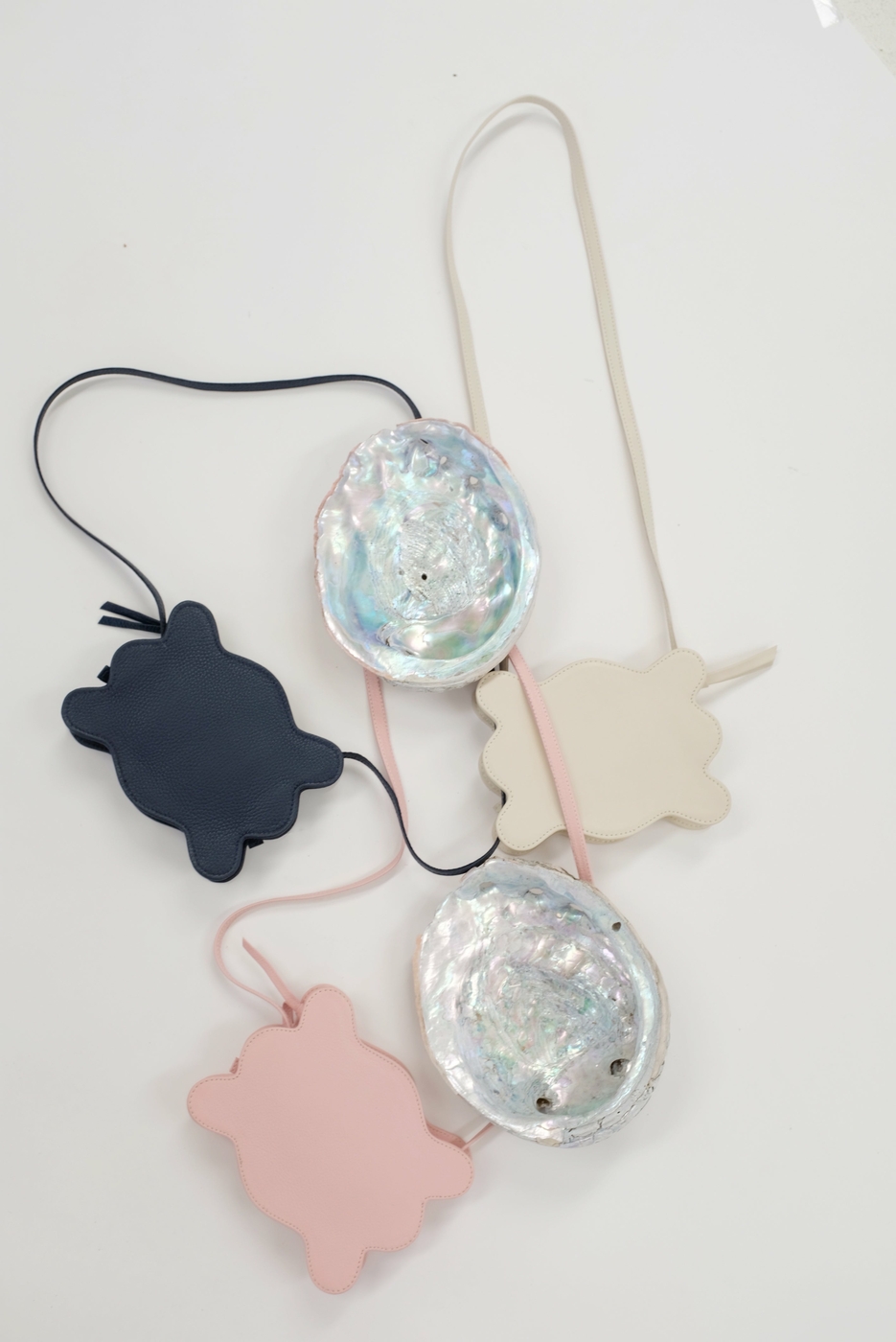 Beklina Wiggle Case Detachable