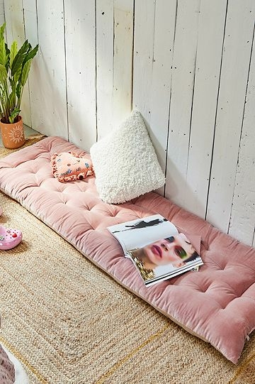 Urban Outfitters | Urban Outfitters