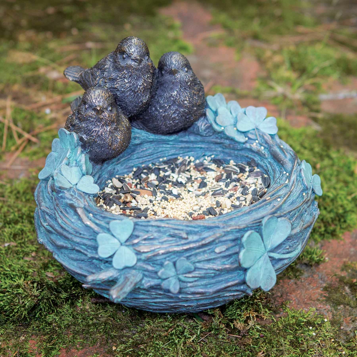 Birdbath Nest with Shamrocks