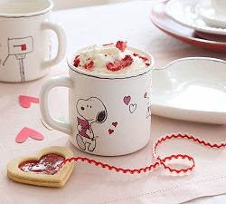 Peanuts Snoopy™ Hearts Stoneware Decal Mug