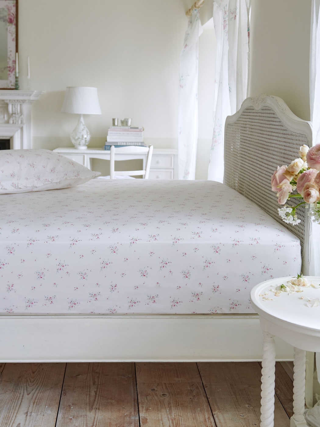 Shabby Chic by Rachel Ashwell®